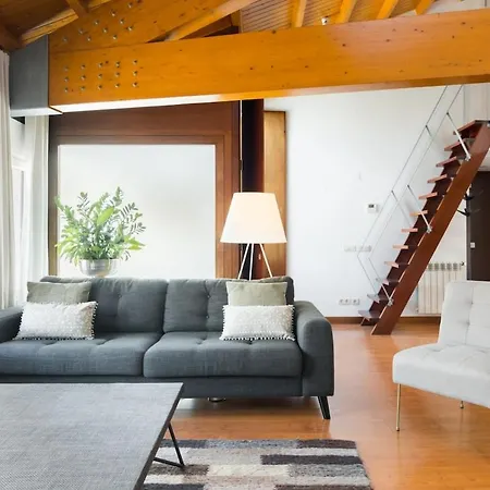 Architect-designed Loft In A Historic Hilltop Neighborhood * ליסבון