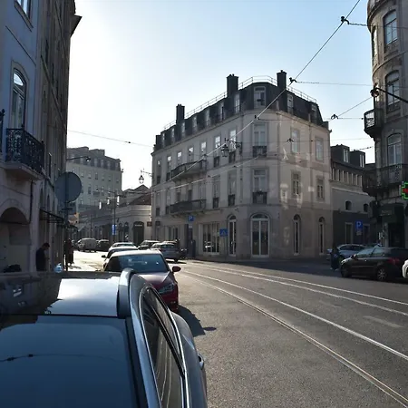 Architect-designed Loft In A Historic Hilltop Neighborhood *