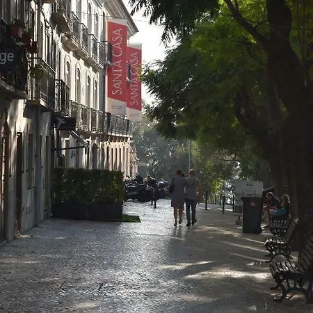Architect-designed Loft In A Historic Hilltop Neighborhood *