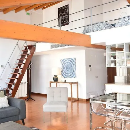 Architect-designed Loft In A Historic Hilltop Neighborhood Lejlighed *