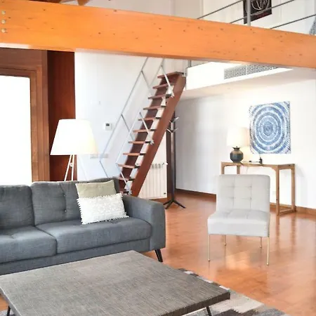 Architect-designed Loft In A Historic Hilltop Neighborhood *