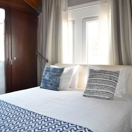 Architect-designed Loft In A Historic Hilltop Neighborhood Lejlighed *