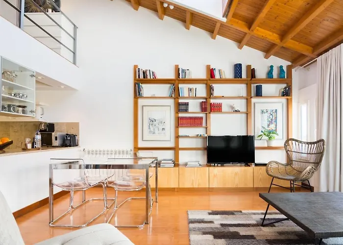 Architect-designed Loft In A Historic Hilltop Neighborhood